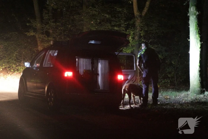 Politie doorzoekt weilanden en bosschages