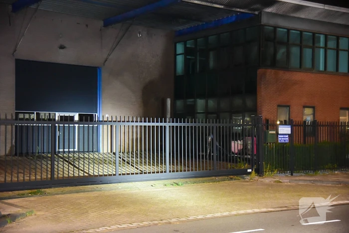 Aanslag met explosief bij bedrijfspand