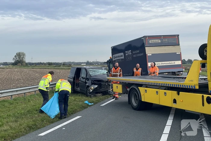 Persoon zwaargewond bij ernstig ongeval