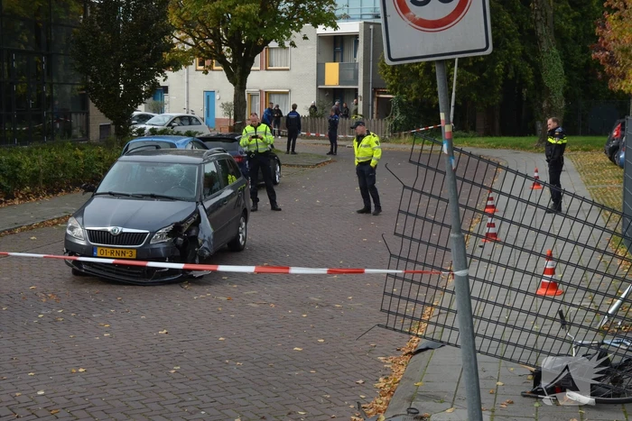 Politie verricht onderzoek nadat fietser geschept is