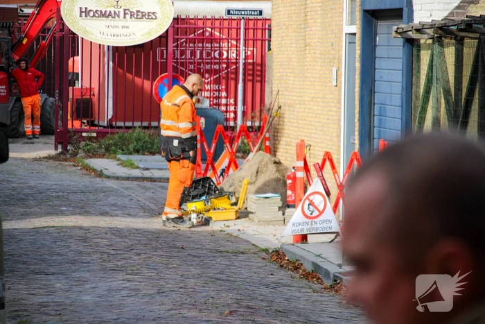 Ingezakt wegdek zorgt voor melding gaslekkage