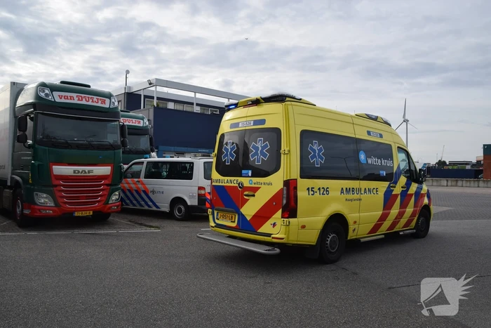 Man aangehouden voor betrokkenheid bij dood van 27-jarige man