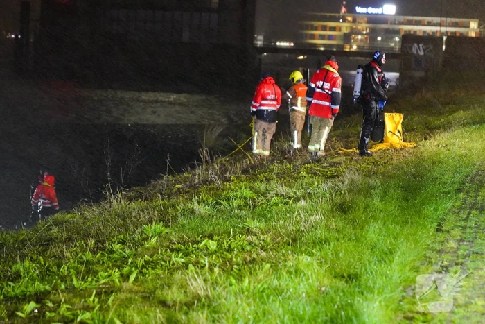 Trauma team ingezet voor Voertuig te water