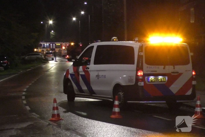 Metro ontruimd na aanrijding met persoon