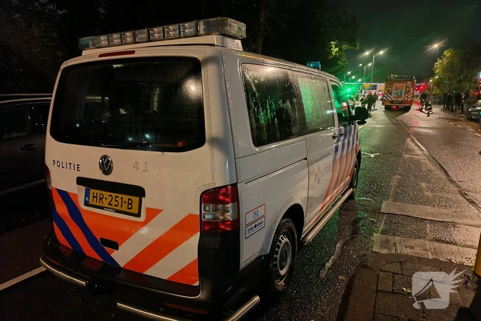 Metro ontruimd na aanrijding met persoon