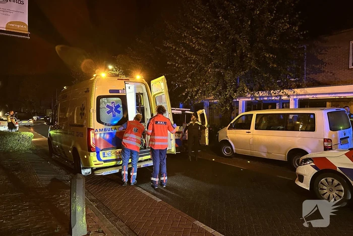 Twee personen zwaargewond bij steekincident in woning