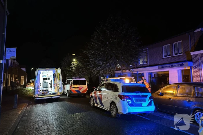 Twee personen zwaargewond bij steekincident in woning