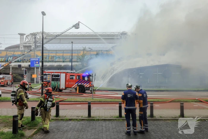 brand burgemeester stramanweg amsterdam