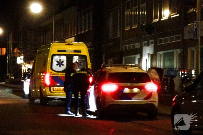 Gewonde bij steekincident in woning
