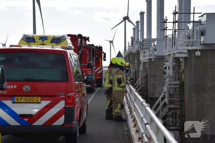 Grote zoekactie nadat stropers van Oosterscheldekering klimmen