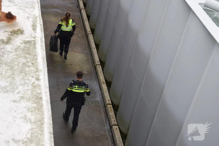Grote zoekactie nadat stropers van Oosterscheldekering klimmen