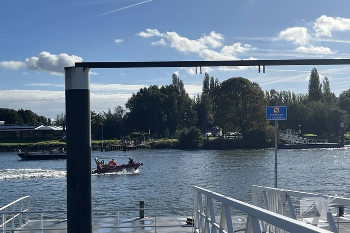 Veel hulpdiensten ingezet voor melding persoon te water