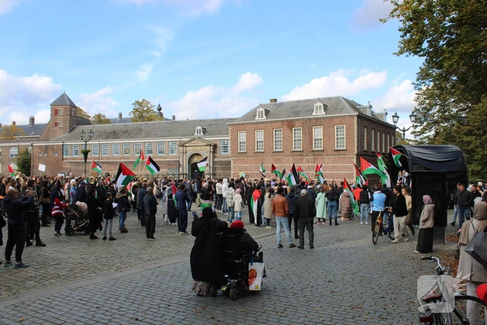 Pro Palestina demonstratie trekt veel mensen