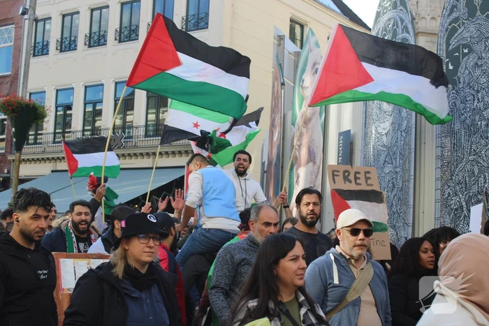 Pro Palestina demonstratie trekt veel mensen