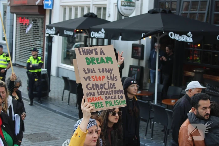 Pro Palestina demonstratie trekt veel mensen