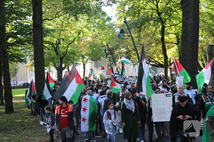 Pro Palestina demonstratie trekt veel mensen