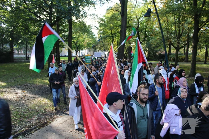 Pro Palestina demonstratie trekt veel mensen