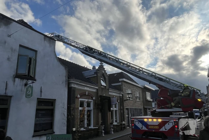 Schoorsteenbrand snel onder controle
