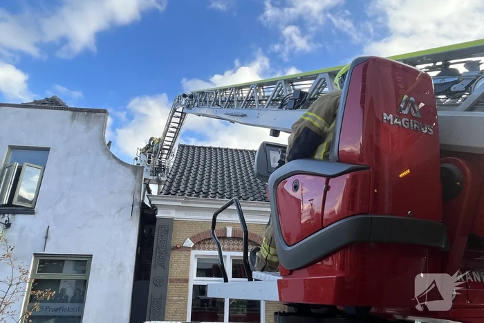 Schoorsteenbrand snel onder controle