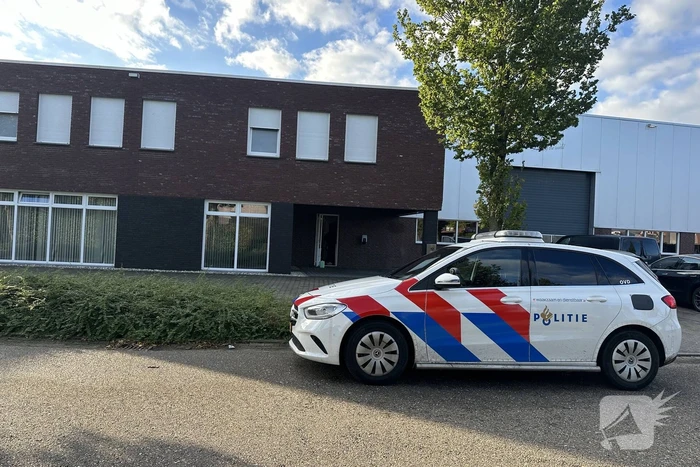 Speciaal politieteam valt pand binnen
