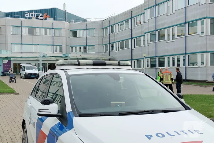 Hulpdiensten groots ingezet voor brandmelding in ziekenhuis