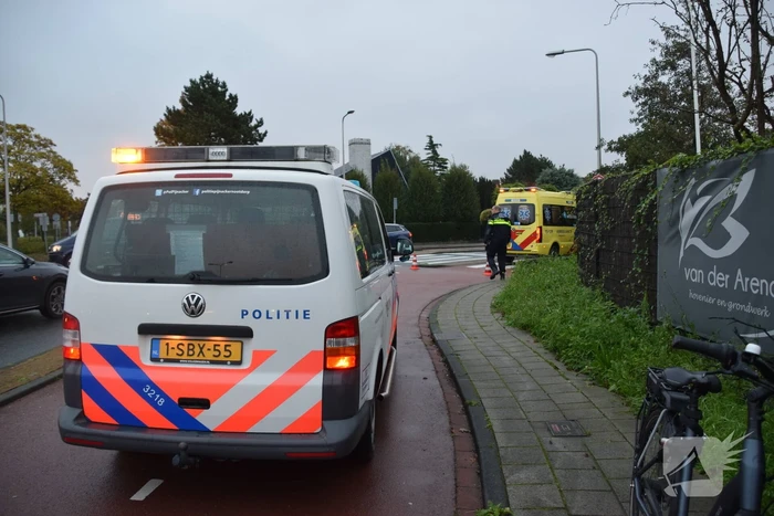 Scooter bestuurder gewond bij aanrijding
