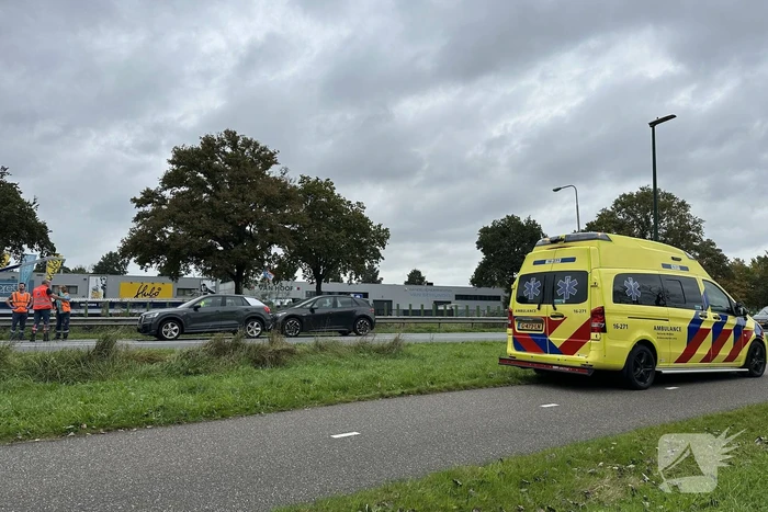 Ambulance betrokken bij kop-staartbotsing