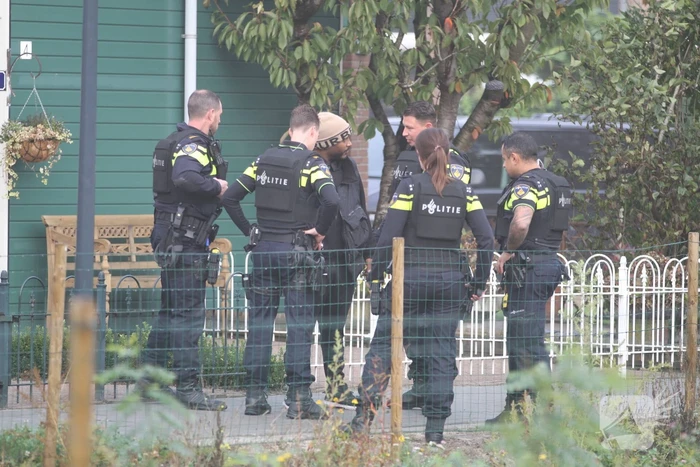 Schietpartij politie is op zoek naar verdachte
