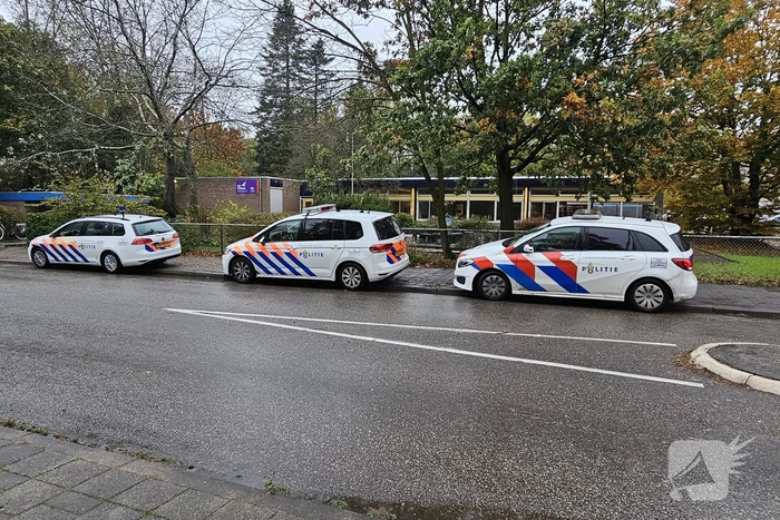 Veel politie ingezet bij melding vechtpartij op een school