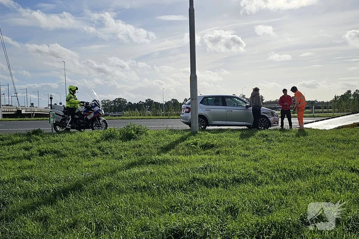 Twee voertuigen botsten op oprit snelweg