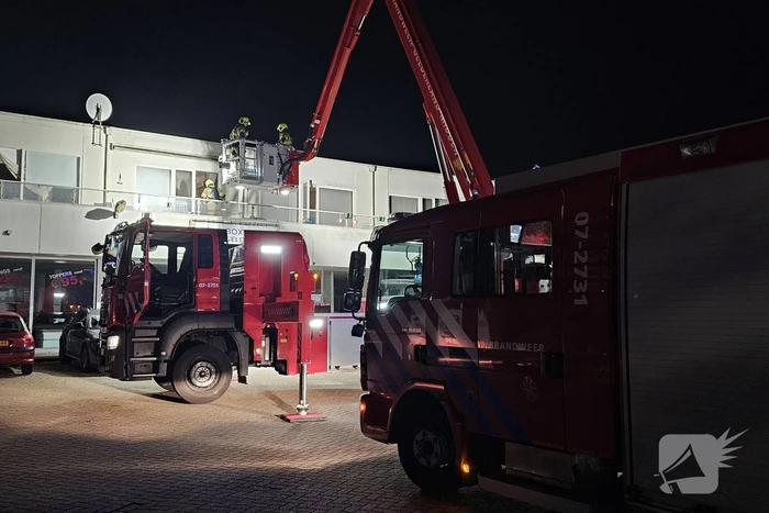 Flinke brand in appartement boven kringloopwinkel