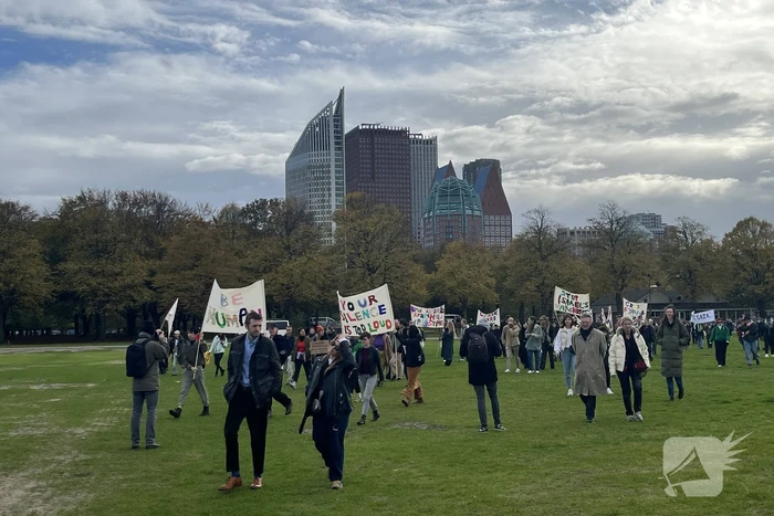 Grote opkomst pro-palestina demonstratie op het Malieveld