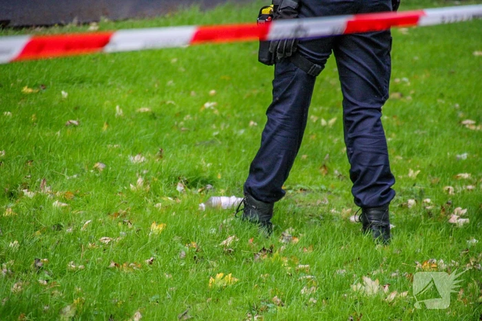 Explosie bij flat, verdachten op de vlucht