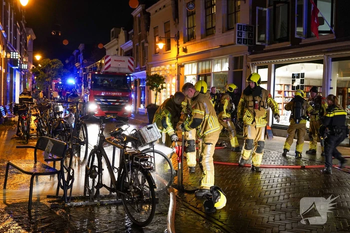 Brand in afzuigkap van woning