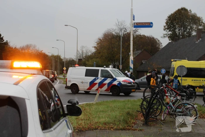 Meerdere voertuigen en scooter betrokken bij aanrijding