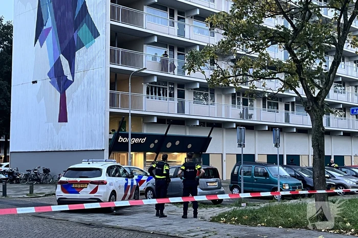 Slachtoffer met spoed naar ziekenhuis na mogelijk steekincident