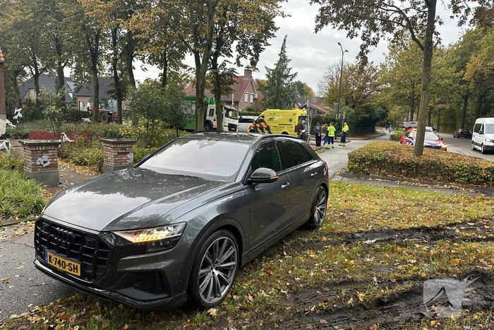 Automobilist en fietser in botsing