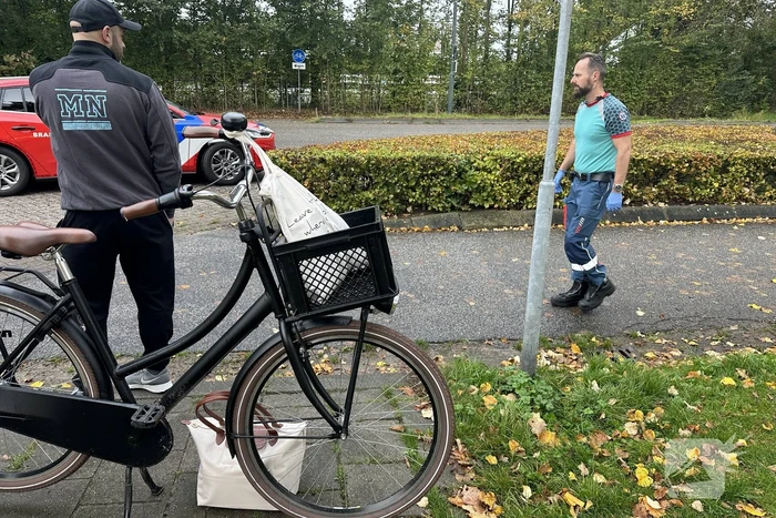 Automobilist en fietser in botsing