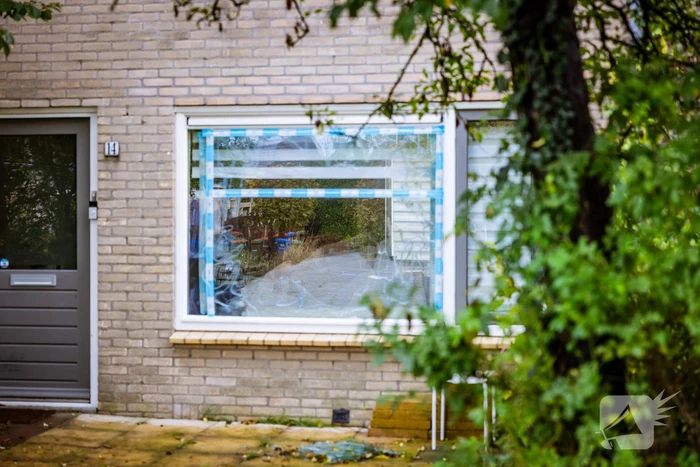 Schade door explosie bij woning