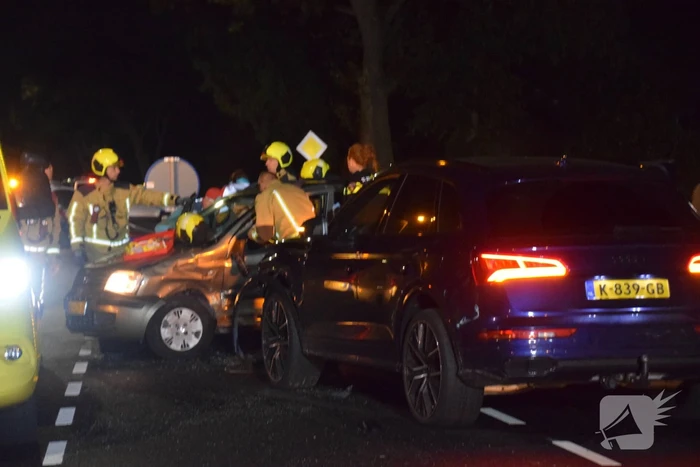 Persoon gewond bij ongeval tussen twee voertuigen