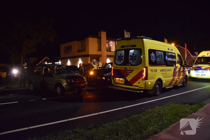 Persoon gewond bij ongeval tussen twee voertuigen