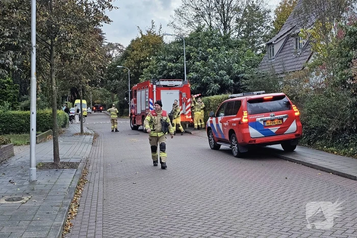 Wijk afgezet vanwege politieactie, explosieven opruimingsdienst opgeroepen