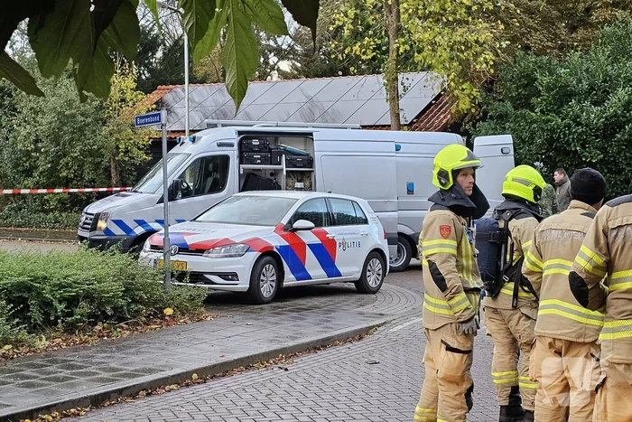 Wijk afgezet vanwege politieactie, explosieven opruimingsdienst opgeroepen