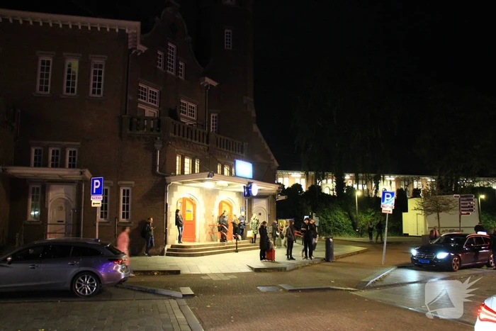 Treinverkeer stilgelegd wegens boom op spoor
