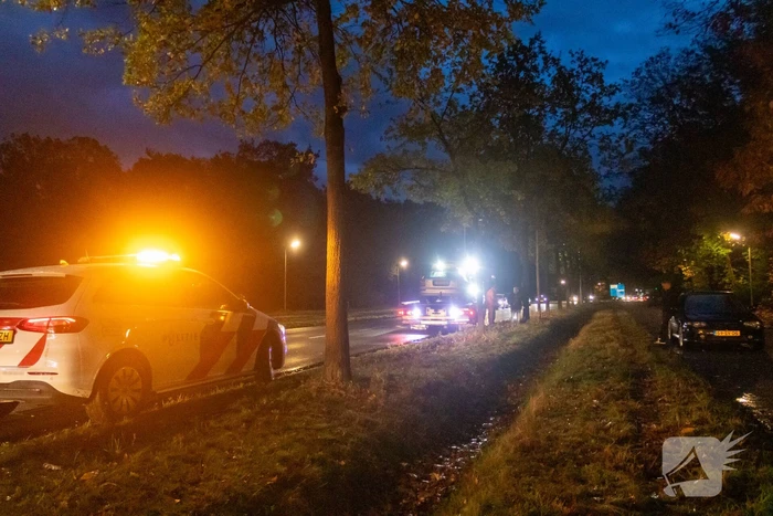 Auto klappen frontaal achterop elkaar