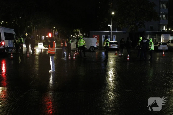 Politie en Douane houden verkeerscontrole