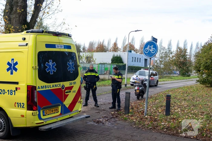 Scooterrijder gecontroleerd na harde val