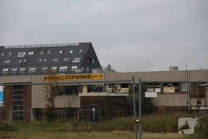 Grote brand in voormalige kringloopwinkel