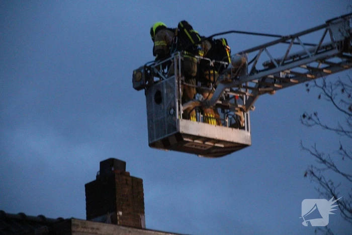Brandweer ingezet voor woningbrand
