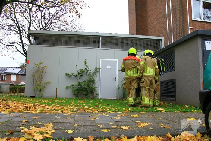 Brandweer verricht onderzoek naar lucht van propaangas